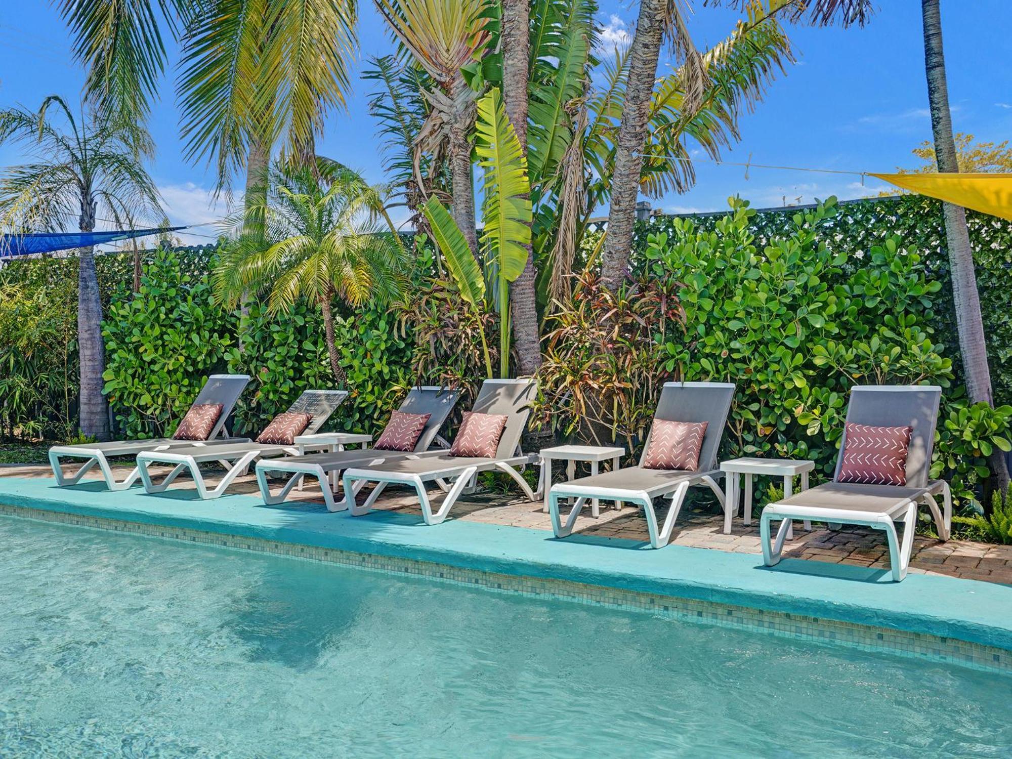 Casa de hóspedes Large Gay Men's 1 Bedroom W Gameroom Heated Pool Clothing Optional Fort Lauderdale